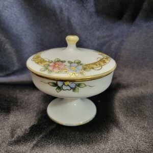 Hand Painted Nippon Round Floral Pedestal Powder Trinket Box Gold Trimmed